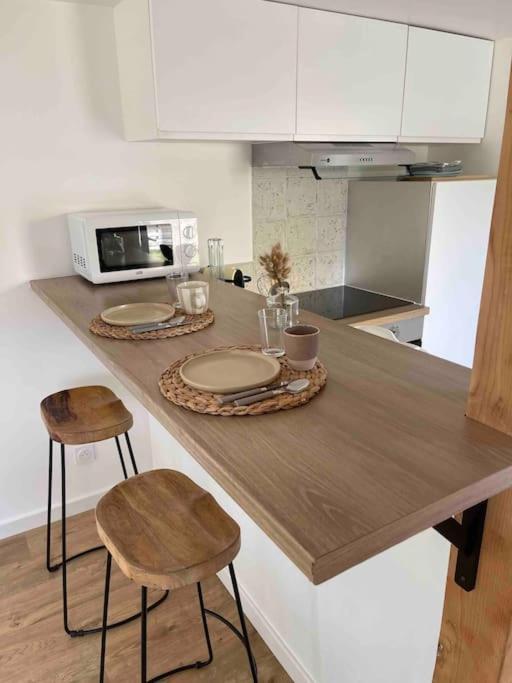 Maisonnette Avec Jardin A Ares别墅 外观 照片