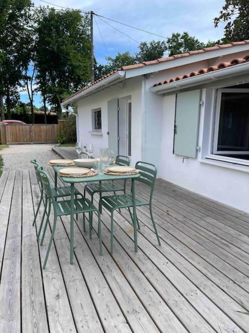 Maisonnette Avec Jardin A Ares别墅 外观 照片